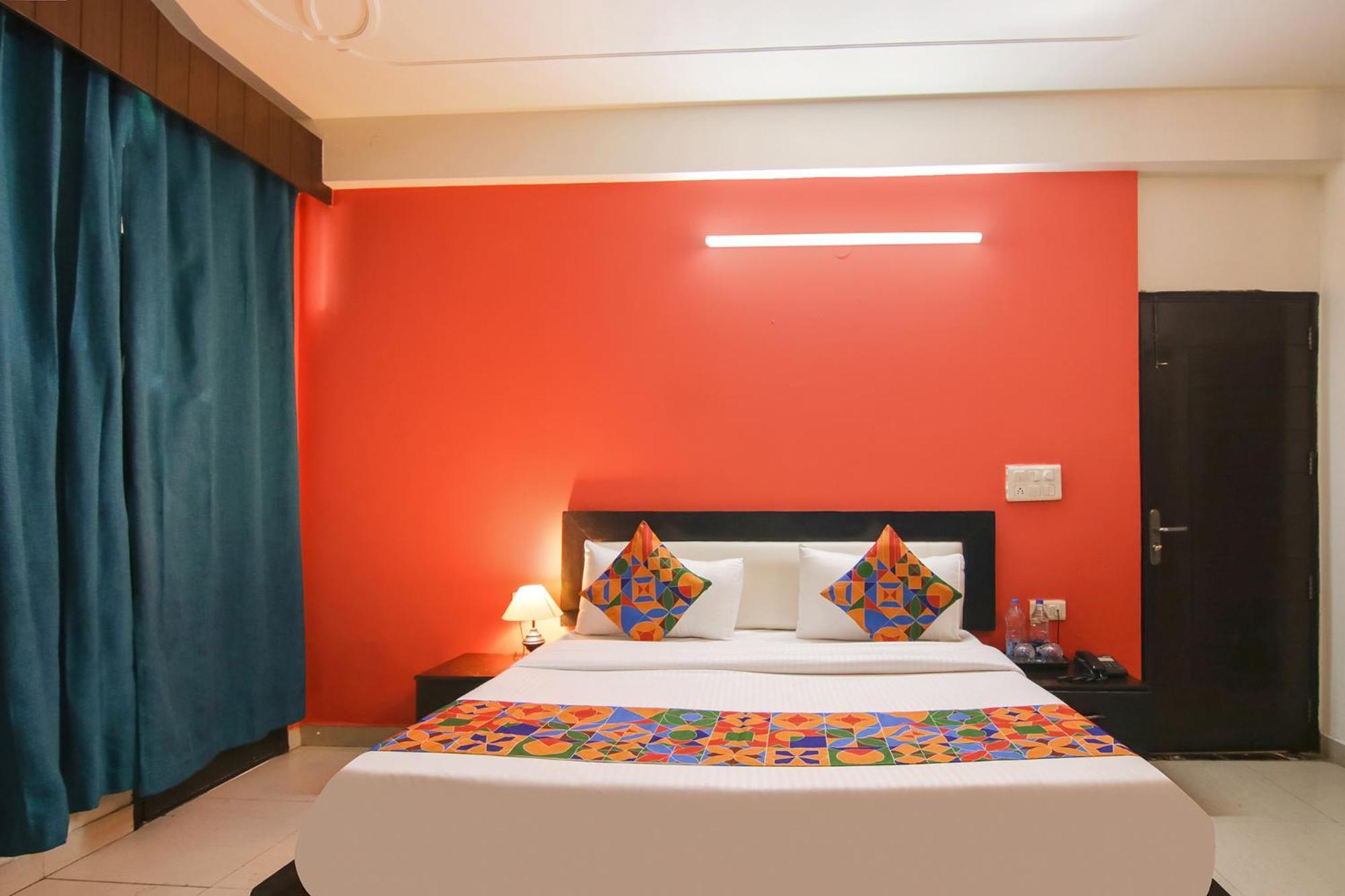 Fabhotel The Lavish Villa Badshahpur Esterno foto