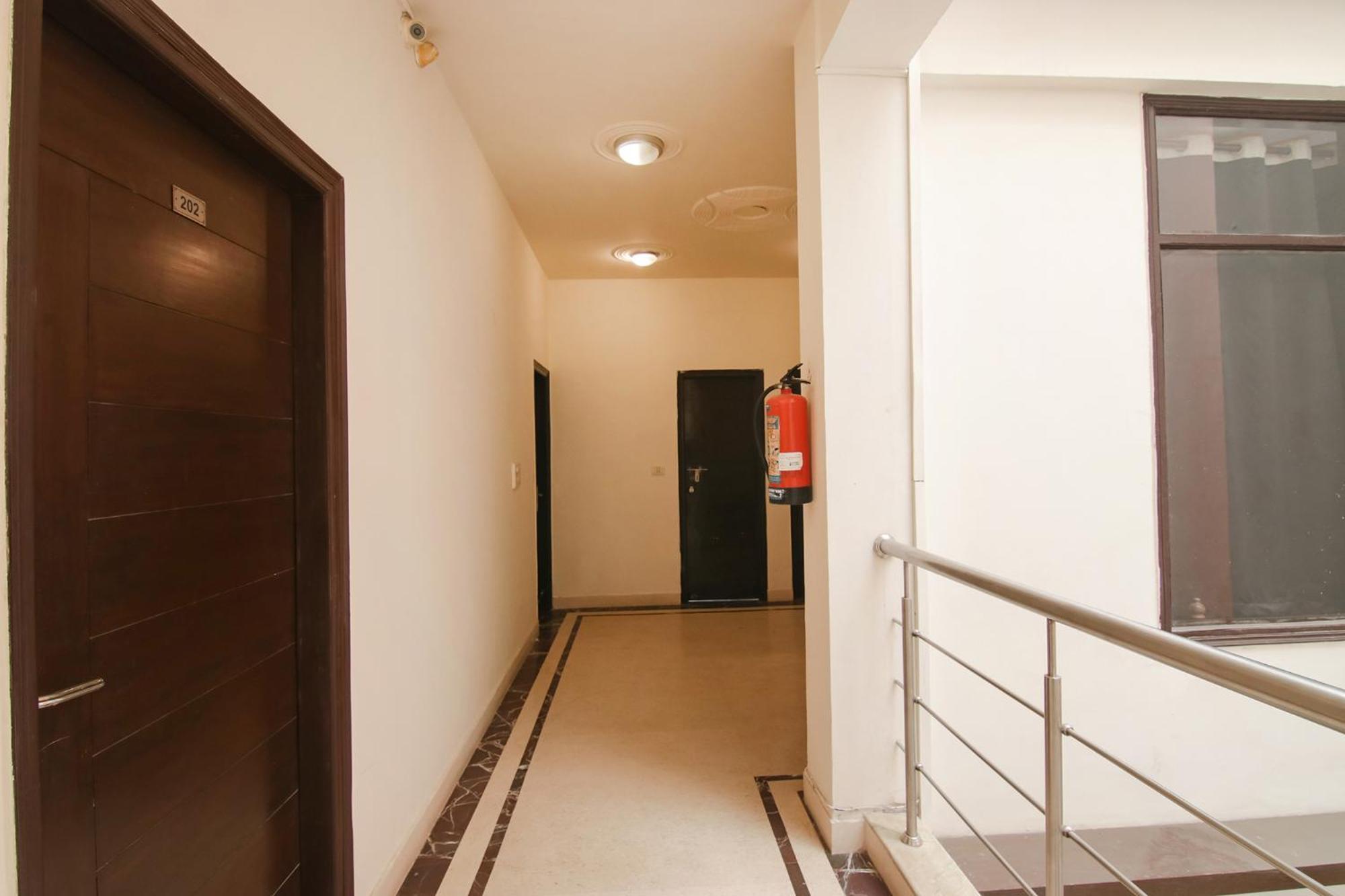 Fabhotel The Lavish Villa Badshahpur Esterno foto