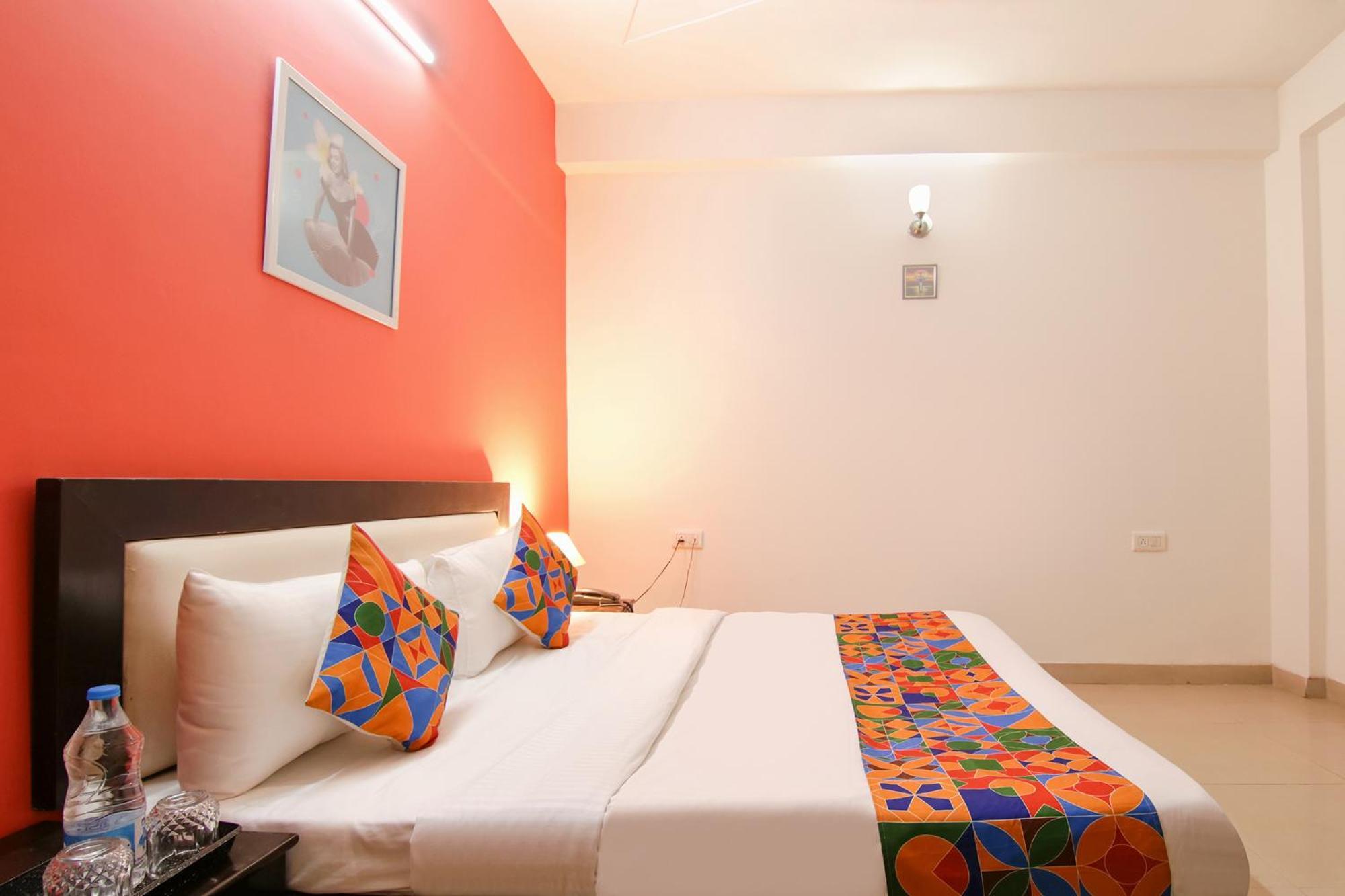 Fabhotel The Lavish Villa Badshahpur Esterno foto