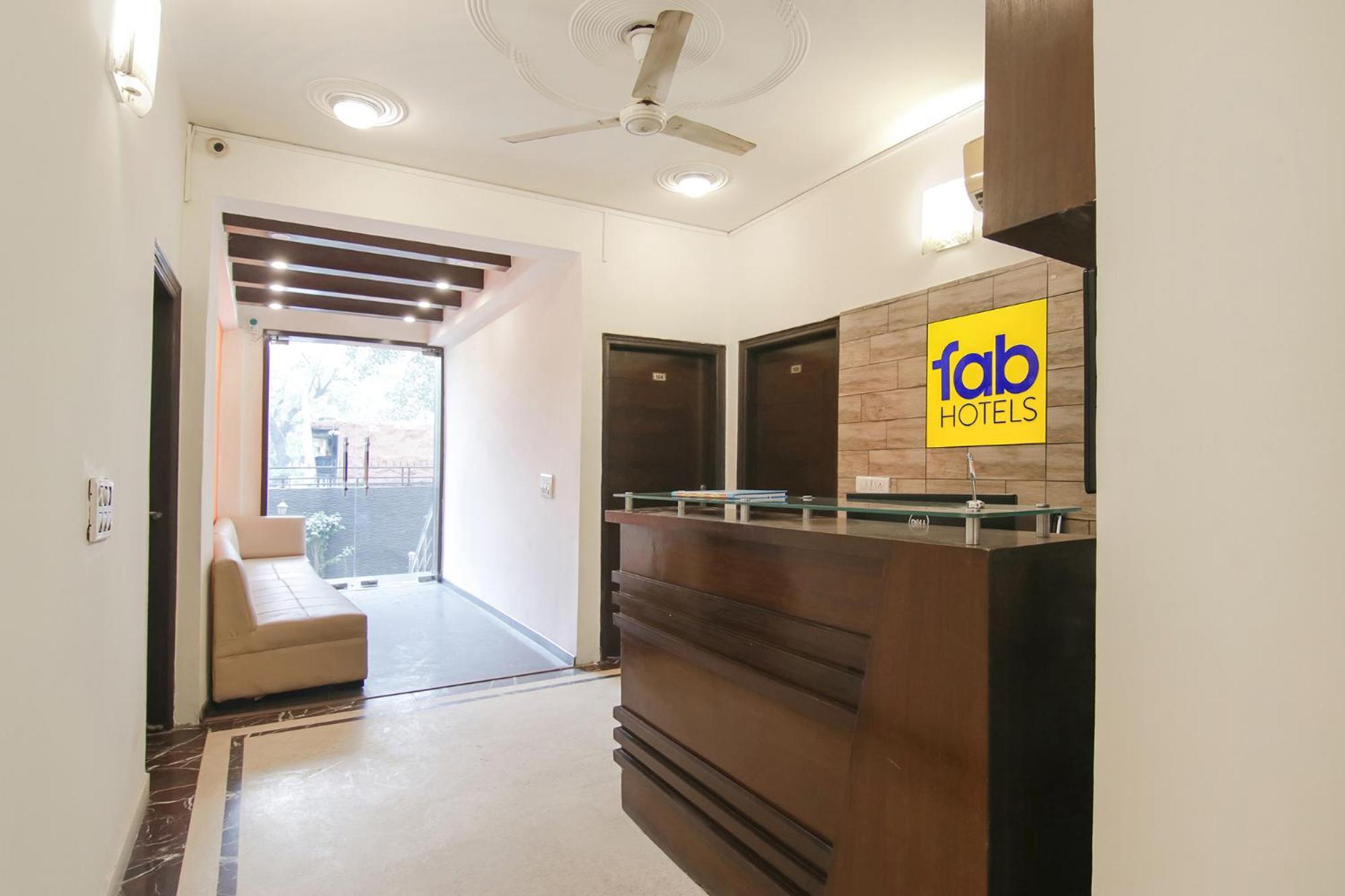 Fabhotel The Lavish Villa Badshahpur Esterno foto